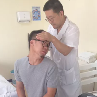 设计师颈椎病治愈